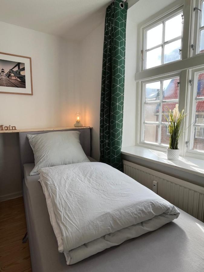 Lykkefund - Ferienwohnung in Hafennähe Glückstadt Exterior foto