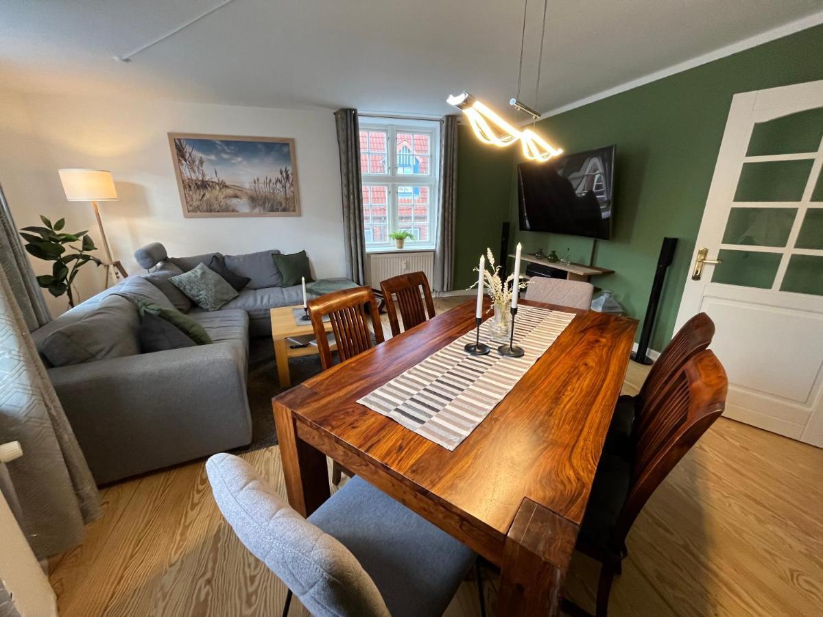 Lykkefund - Ferienwohnung in Hafennähe Glückstadt Exterior foto