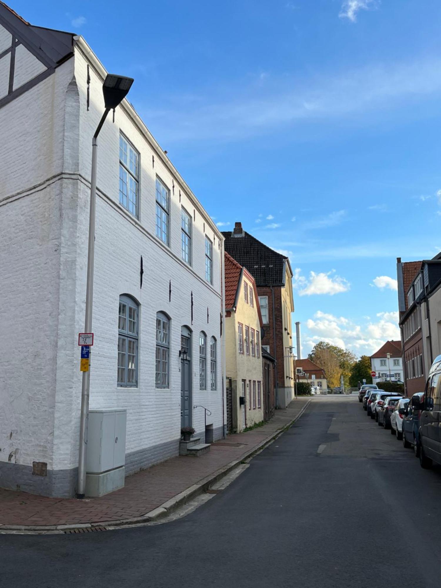 Lykkefund - Ferienwohnung in Hafennähe Glückstadt Exterior foto